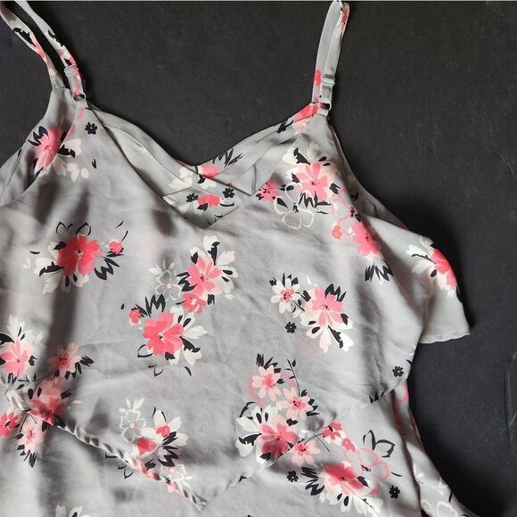 Torrid Floral Tank Blouse - Picture 7 of 8